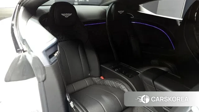 Bentley Continental GT 3rd Generation 2019 Белый из Кореи, фото 3