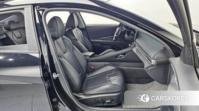 Hyundai Avante (CN7) 2022 Черный из Кореи, фото 3