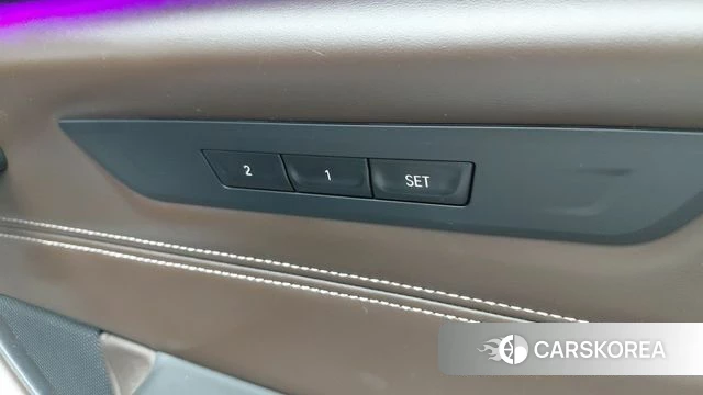 BMW 5 Series (G30) 2019 Цвет галактики из Кореи, фото 3