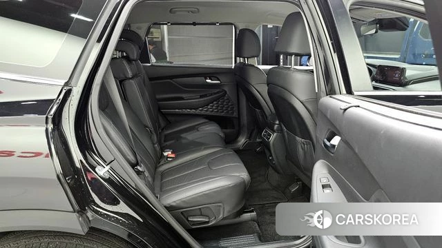 Hyundai The New Santa Fe 2023 Черный из Кореи, фото 3