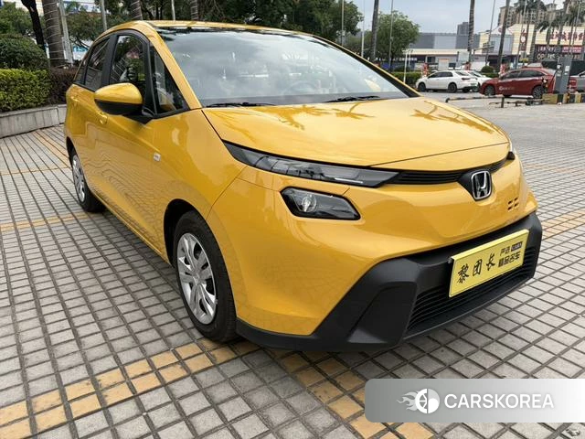 Honda Fit 2026 Желтый из Китая, фото 3