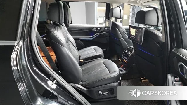 BMW X7 (G07) 2020 Черный из Кореи, фото 3