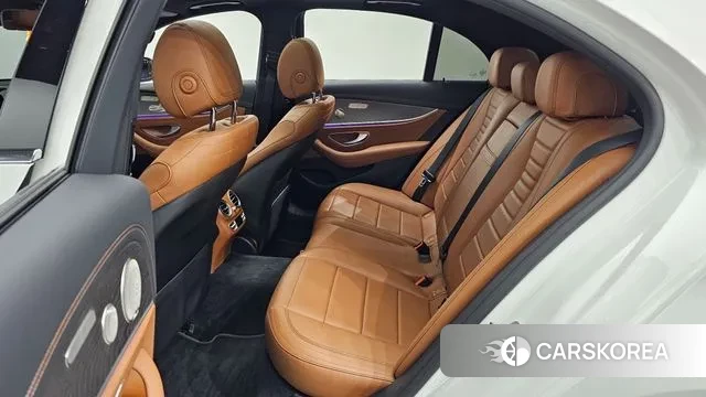 Mercedes-Benz E-Class W213 2021 Белый из Кореи, фото 3