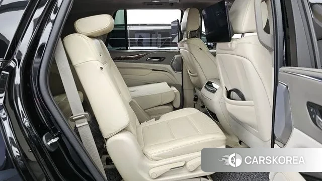 Cadillac Escalade 5th Generation 2022 Черный из Кореи, фото 3