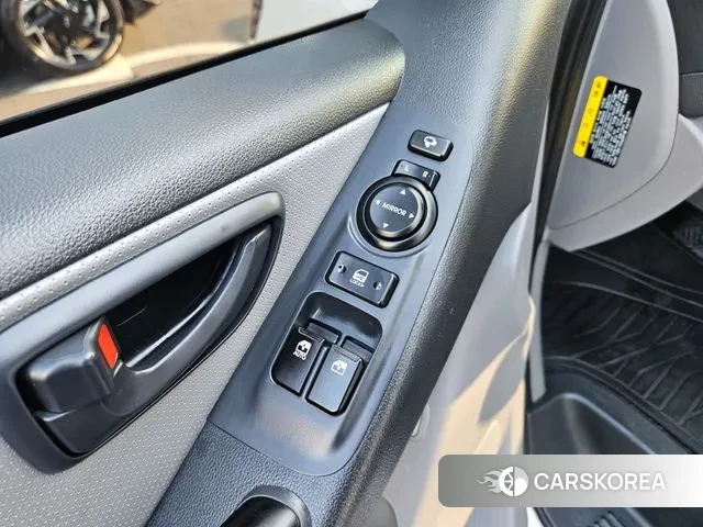 Hyundai The New Grand Starex 2019 Белый из Кореи, фото 3