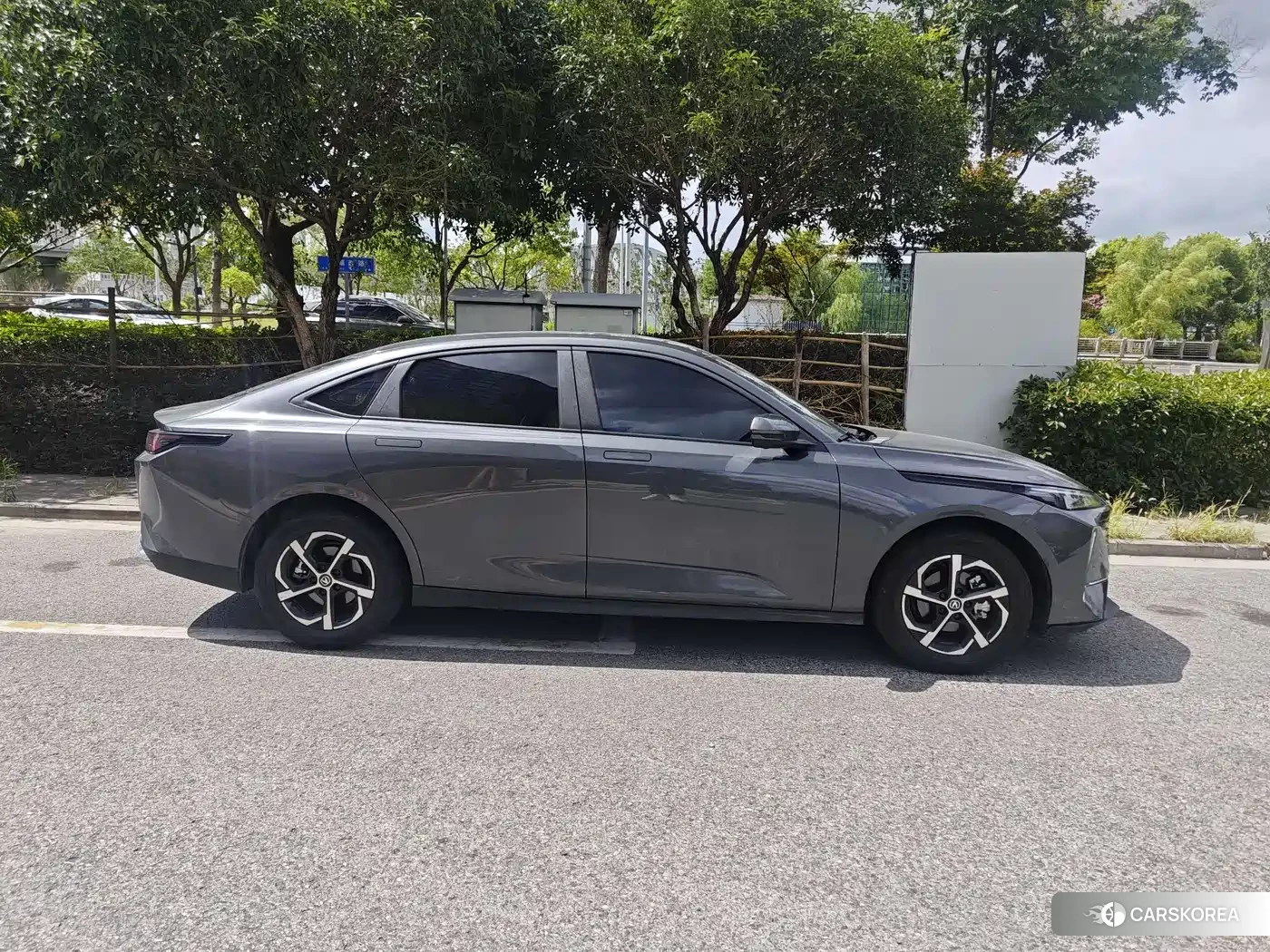 Chang'an Yidong 2024 Silver/gray из Китая, фото 3
