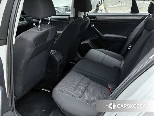 Volkswagen Bora 2023 Белый из Китая, фото 3