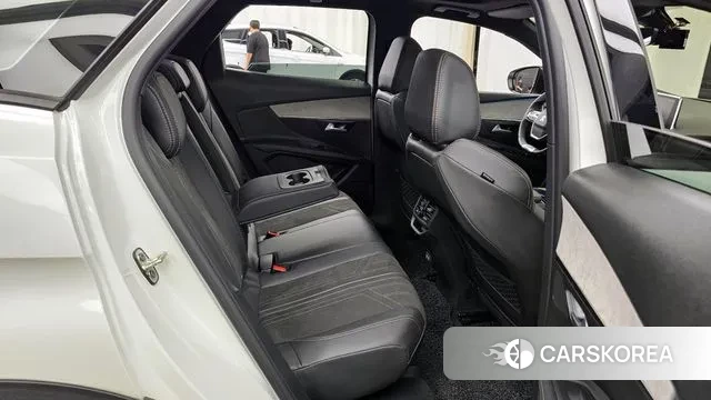 Peugeot 3008 second generation 2021 Белый из Кореи, фото 3