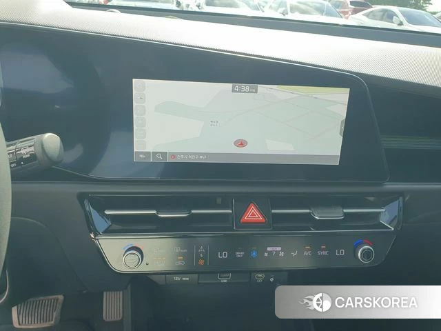 Kia Di Ol Nu Niro 2023 Светло-зеленый из Кореи, фото 3