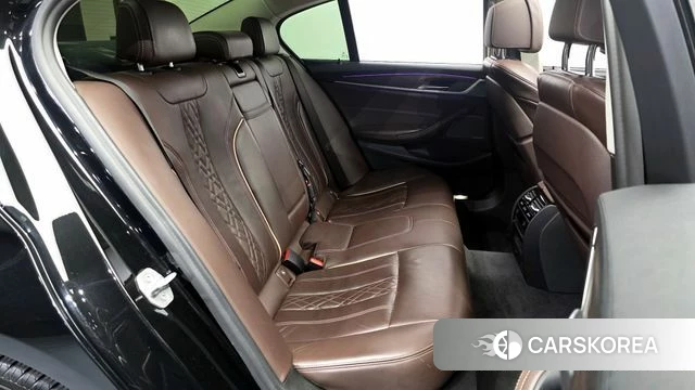 BMW 5 Series (G30) 2020 Черный из Кореи, фото 3