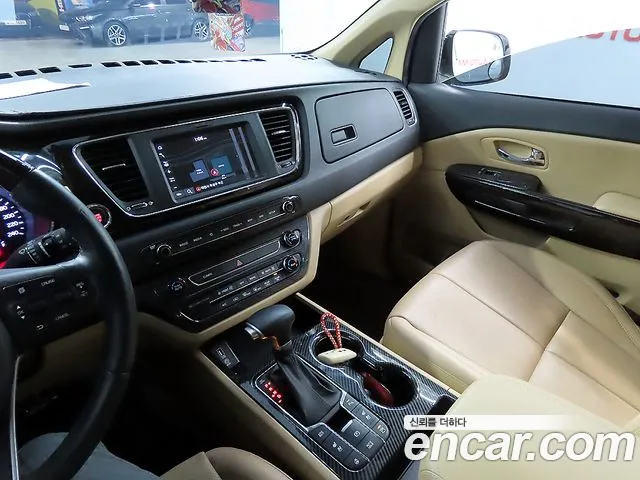 Kia The New Carnival id 2388952 из Кореи 3