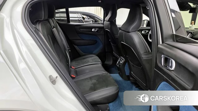 Volvo C40 Richards 2022 Белый из Кореи, фото 3