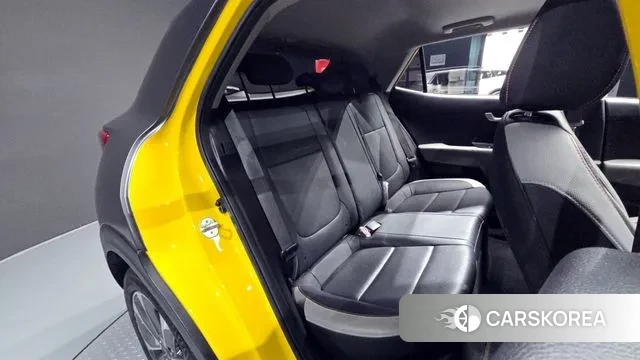 Kia Stonic 2018 Серый из Кореи, фото 3