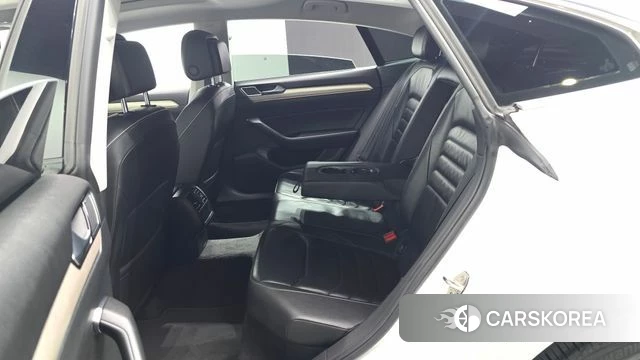 Volkswagen Arteon 2019 Белый из Кореи, фото 3