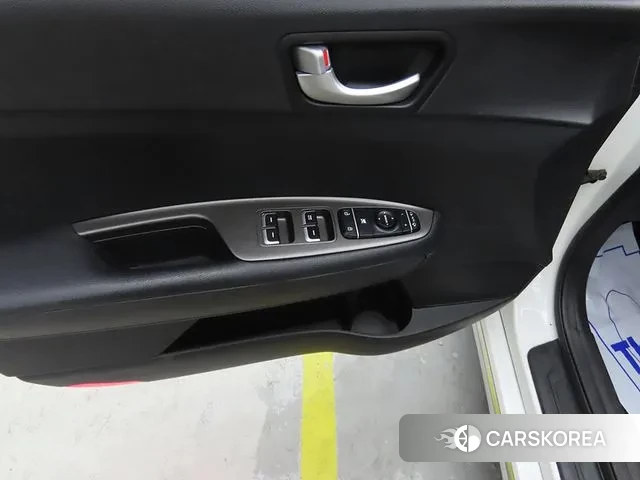 Kia The New K5 2nd generation 2018 Белый из Кореи, фото 3