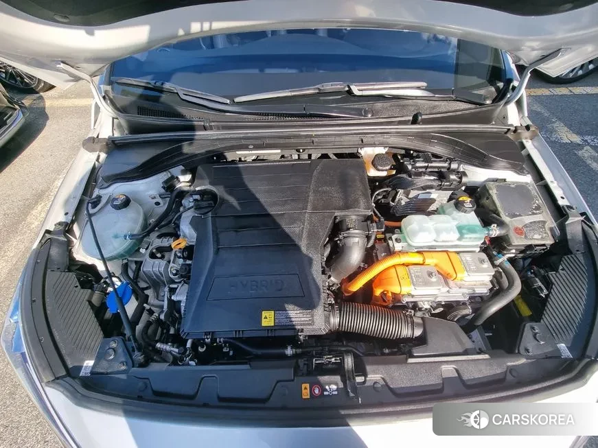 Hyundai Ionic Hybrid 2019 Серебристо-серый из Кореи, фото 3