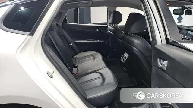 Kia The New K5 2nd generation 2018 Белый из Кореи, фото 3