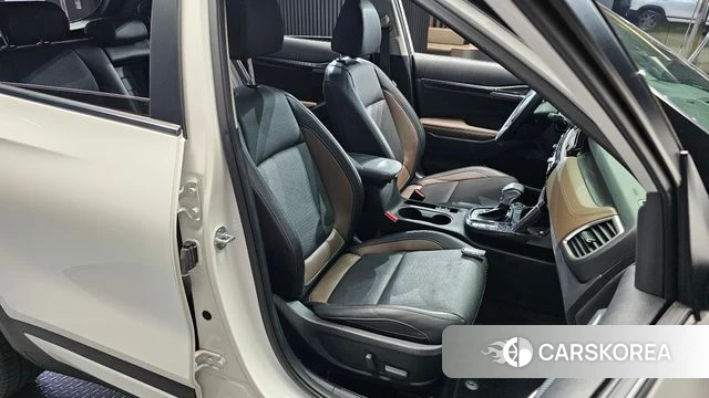 Kia Seltos 2022 Белый из Кореи, фото 3