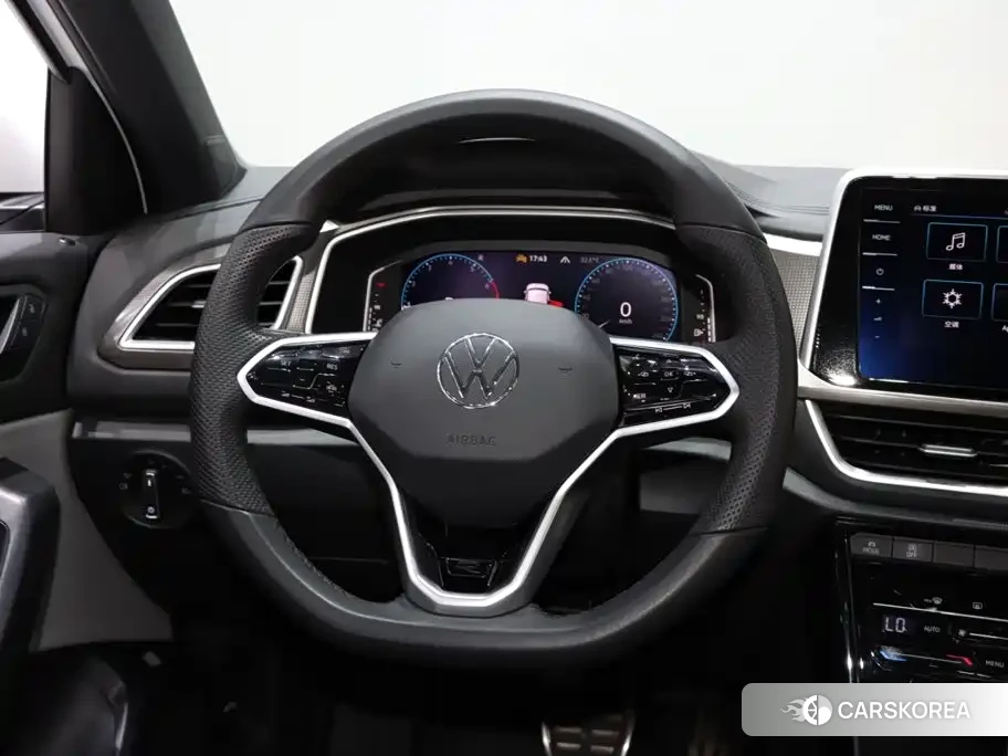 Volkswagen T-Roc 2024 Белый из Китая, фото 3