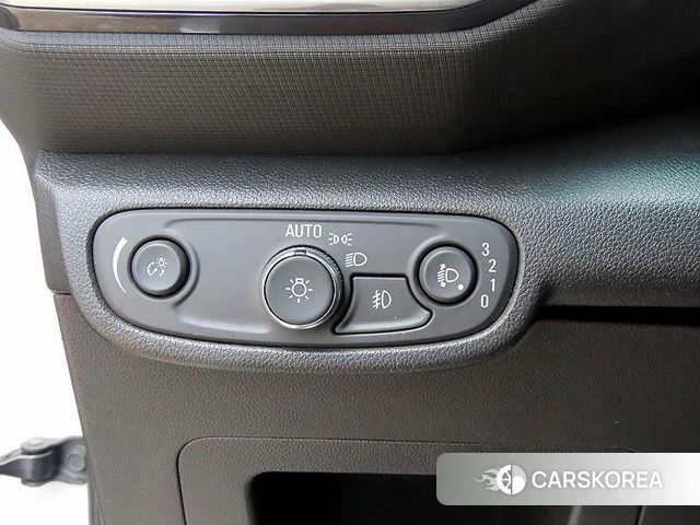 Chevrolet (GM Daewoo) Trailblazer 2020 Белый из Кореи, фото 3