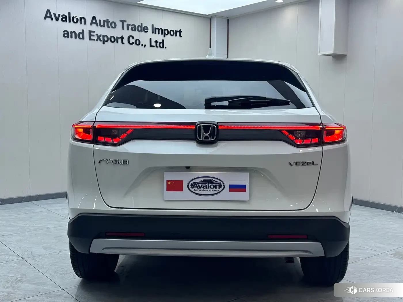 Honda Vezel 2023 Белый из Китая, фото 3