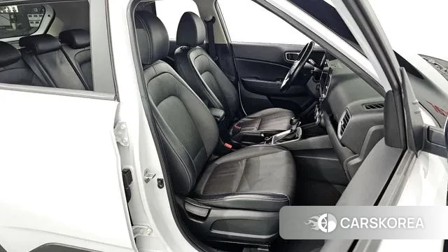 Hyundai Venue 2019 Белый из Кореи, фото 3