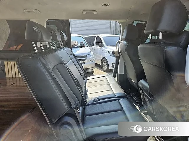 Hyundai Staria 2021 Черный из Кореи, фото 3