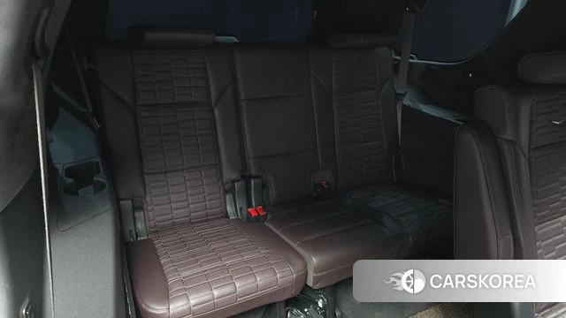 Cadillac Escalade 5th Generation 2022 Белый из Кореи, фото 3