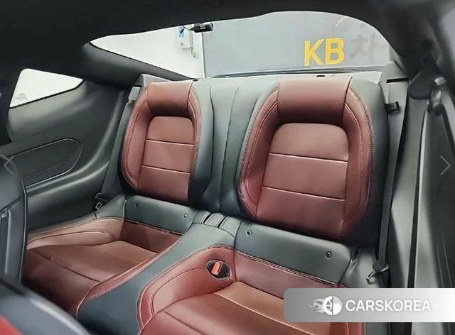 Ford Mustang 7th Generation 2024 Небесно-голубой из Кореи, фото 3