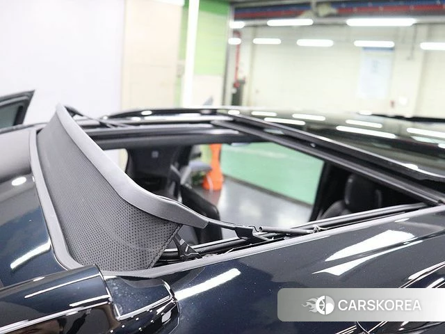 Cadillac Escalade 5th Generation 2025 Черный из Кореи, фото 3