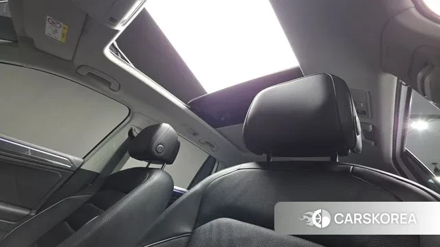 Volkswagen Tiguan second Generation 2022 Белый из Кореи, фото 3