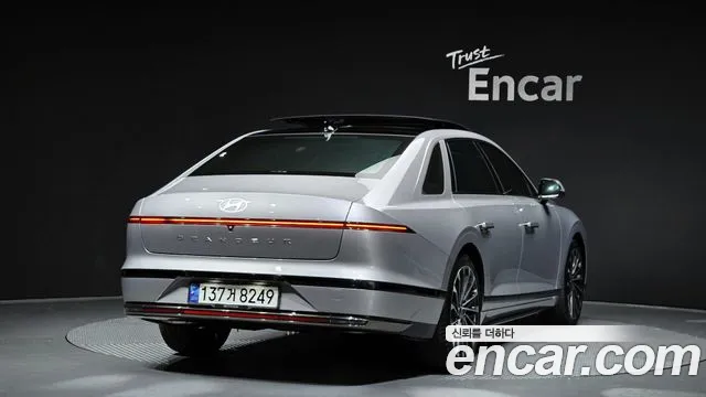 Hyundai Grandeur Hybrid (GN7) 2023 Серебряный из Кореи, фото 3