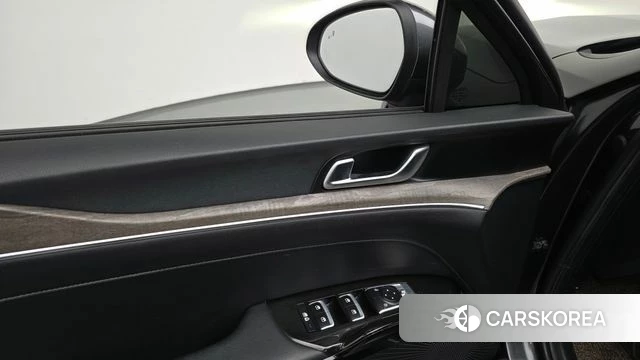 Kia K5 3rd generation 2021 Серый из Кореи, фото 3