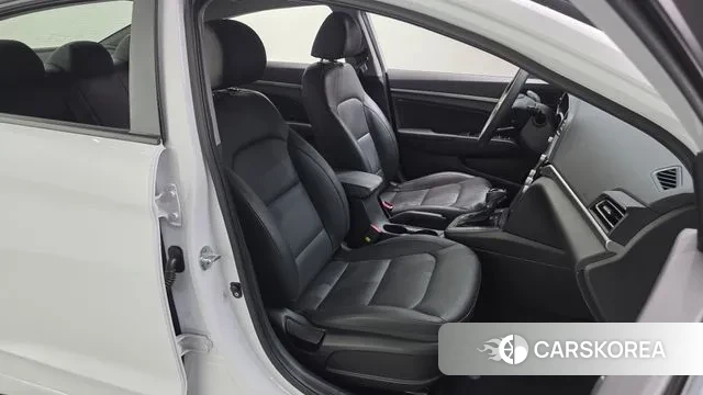 Hyundai The New Avante AD 2019 Белый из Кореи, фото 3