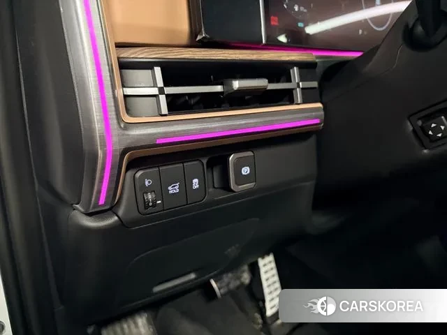 Hyundai Santa Fe (MX5) 2024 Белый из Кореи, фото 3