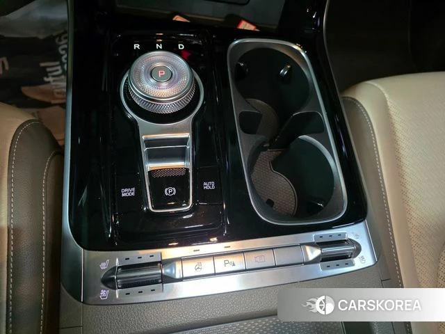 Kia Carnival 4th generation 2023 Черный из Кореи, фото 3