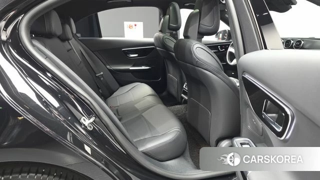 Mercedes-Benz C-Class W206 2024 Черный из Кореи, фото 3