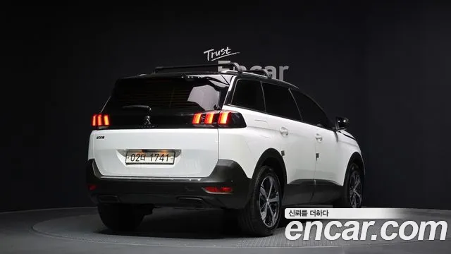 Peugeot 5008 second generation 2018 Белый из Кореи, фото 3