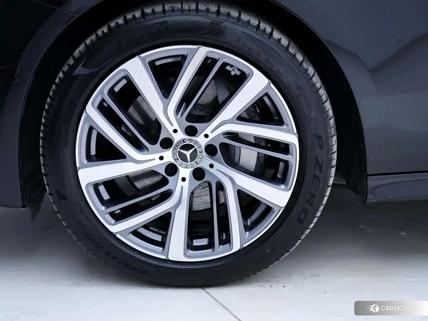 Mercedes-Benz E-Class 2025 Черный из Китая, фото 3