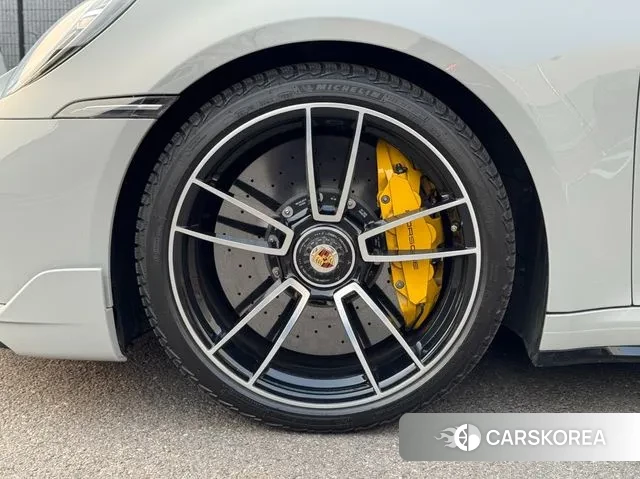 Porsche 911(992) 2021 Серебристо-серый из Кореи, фото 3