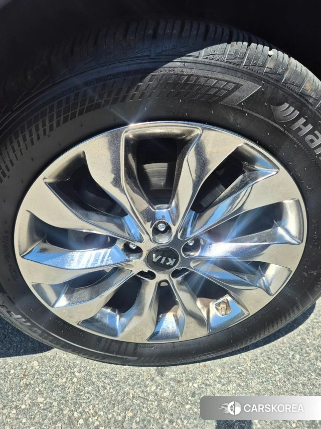 Kia The New Sorento 2018 Серебристо-серый из Кореи, фото 3