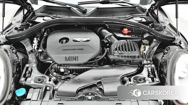 Mini Cooper Clubman 2019 Красный из Кореи, фото 3