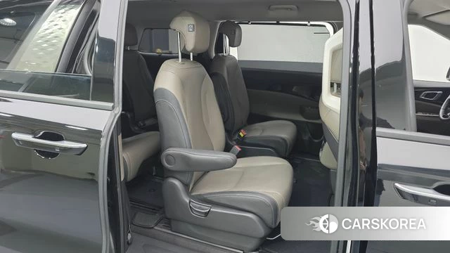 Kia The New Carnival 4th Generation 2024 Черный из Кореи, фото 3