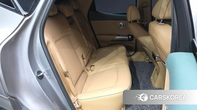 Genesis GV60 2022 Серебристо-серый из Кореи, фото 3