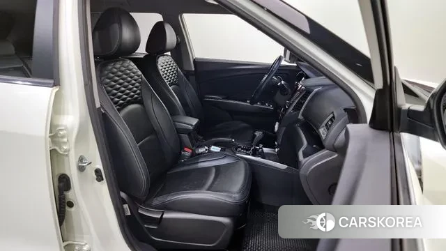 Ssangyong Tivoli Armor 2018 Белый из Кореи, фото 3