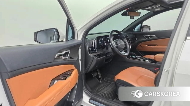 Kia Sportage 5th Generation 2023 Белый из Кореи, фото 3