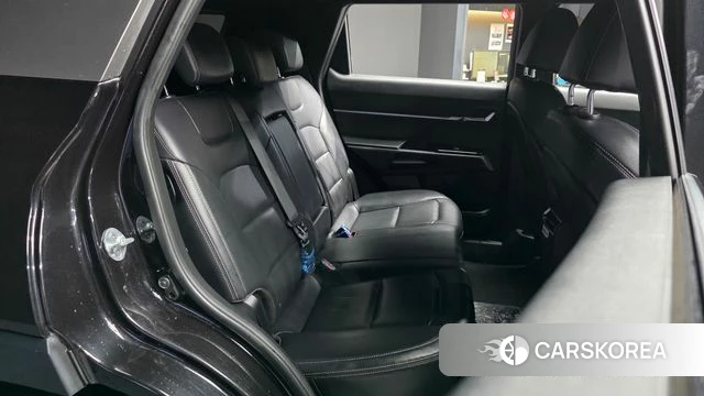 Ssangyong Torres 2022 Черный из Кореи, фото 3