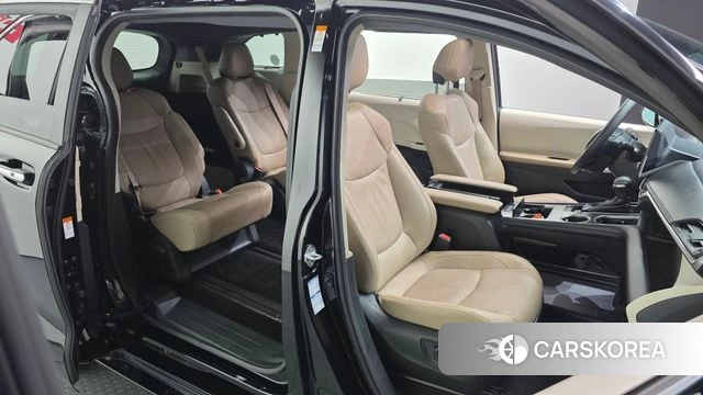 Toyota Sienna 4th Generation 2021 Черный из Кореи, фото 3