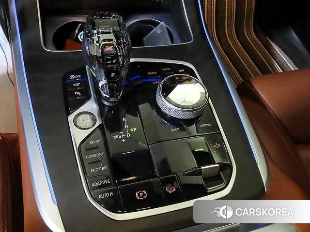 BMW X7 (G07) 2021 Черный из Кореи, фото 3