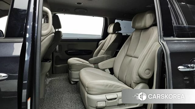 Kia The New Carnival 2018 Черный из Кореи, фото 3